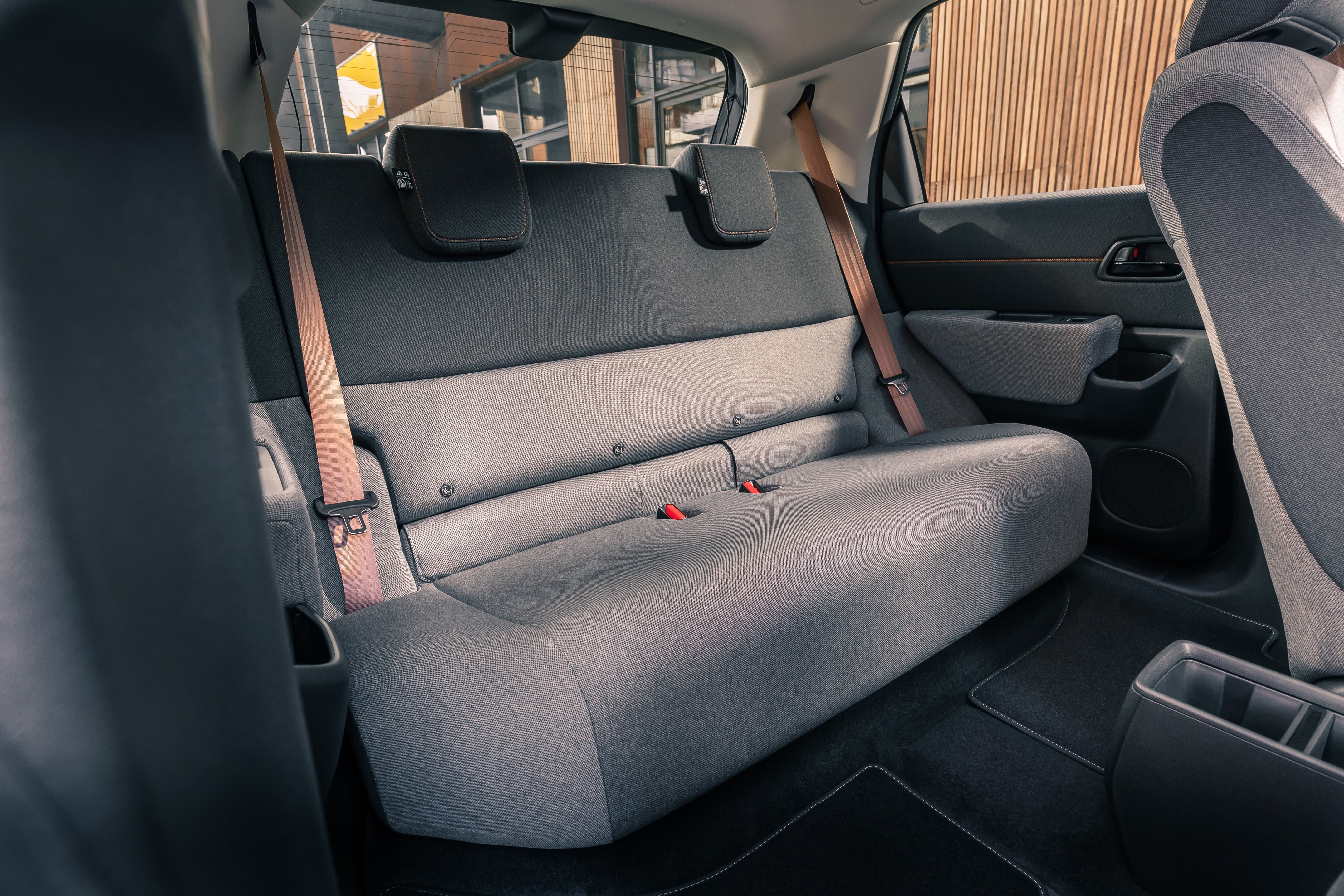 Honda e rear seats