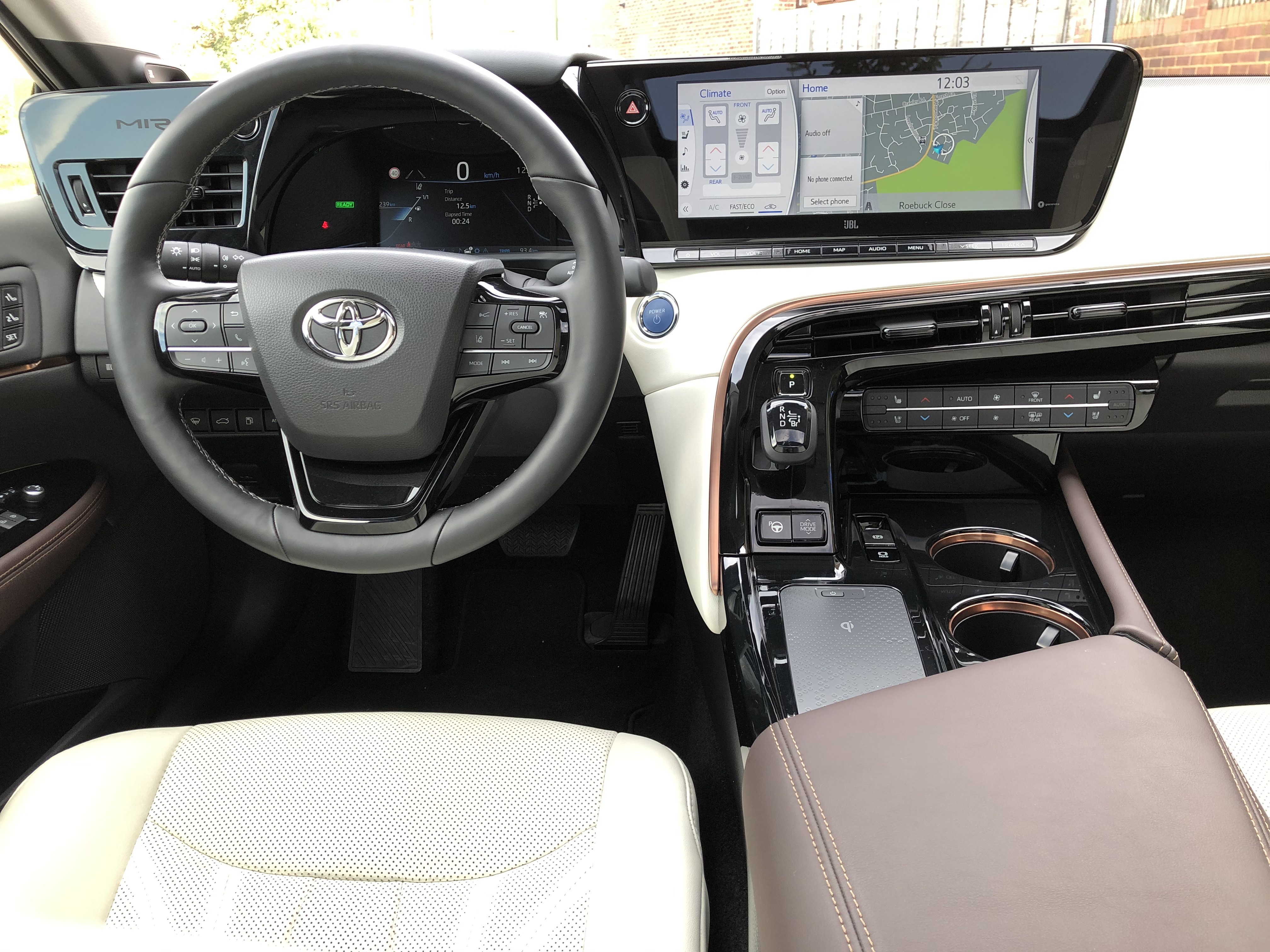 Toyota Mirai interior