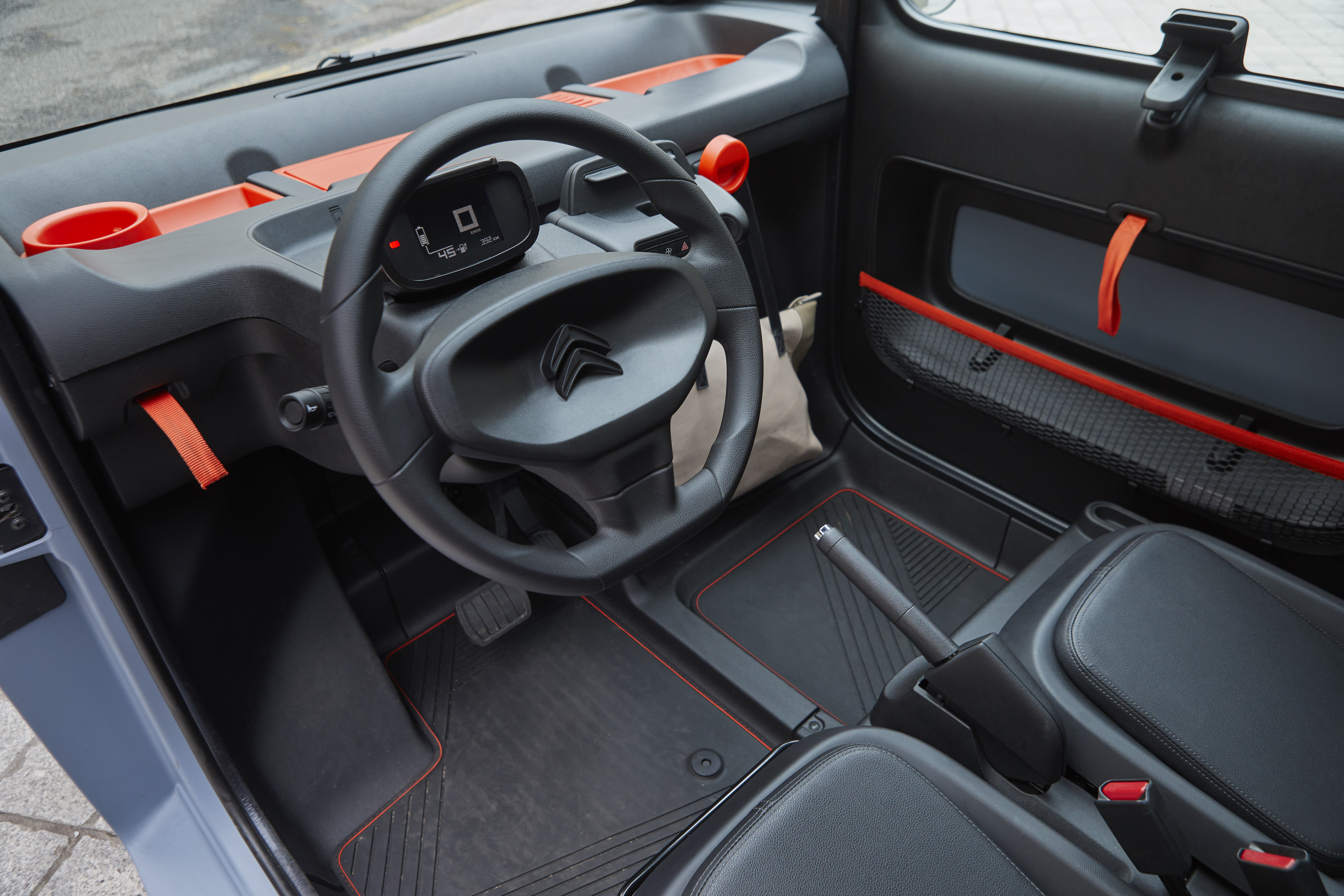 Citroen AMI interior